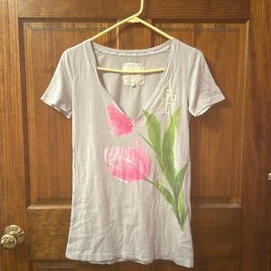 A&F size small tee shirt